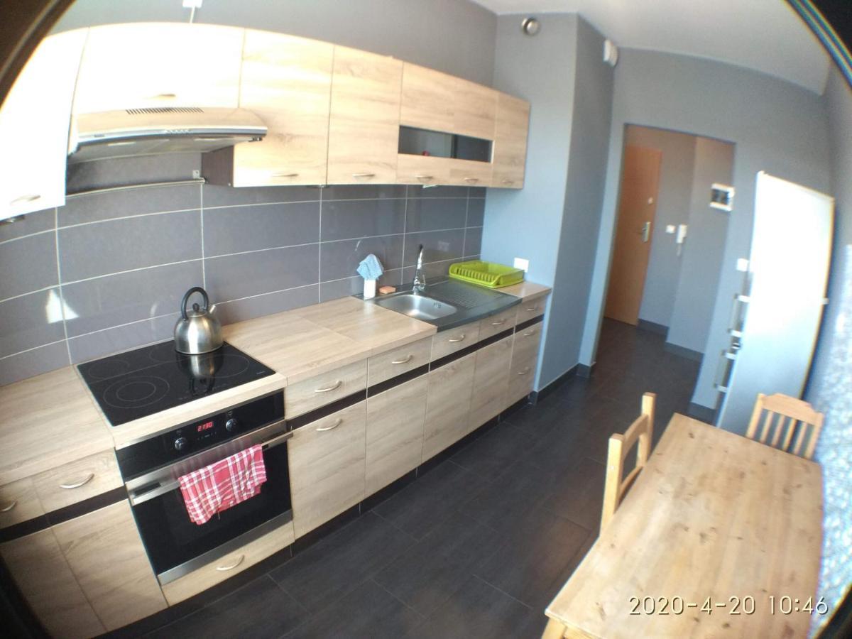 2060 Zwyciestwa 5G - Tanie Pokoje W Apartamencie - Samodzielne Zameldowanie - Self Check In Poznań Esterno foto