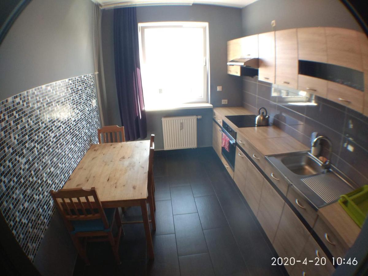 2060 Zwyciestwa 5G - Tanie Pokoje W Apartamencie - Samodzielne Zameldowanie - Self Check In Poznań Esterno foto
