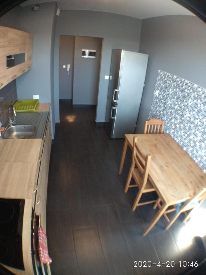 2060 Zwyciestwa 5G - Tanie Pokoje W Apartamencie - Samodzielne Zameldowanie - Self Check In Poznań Esterno foto