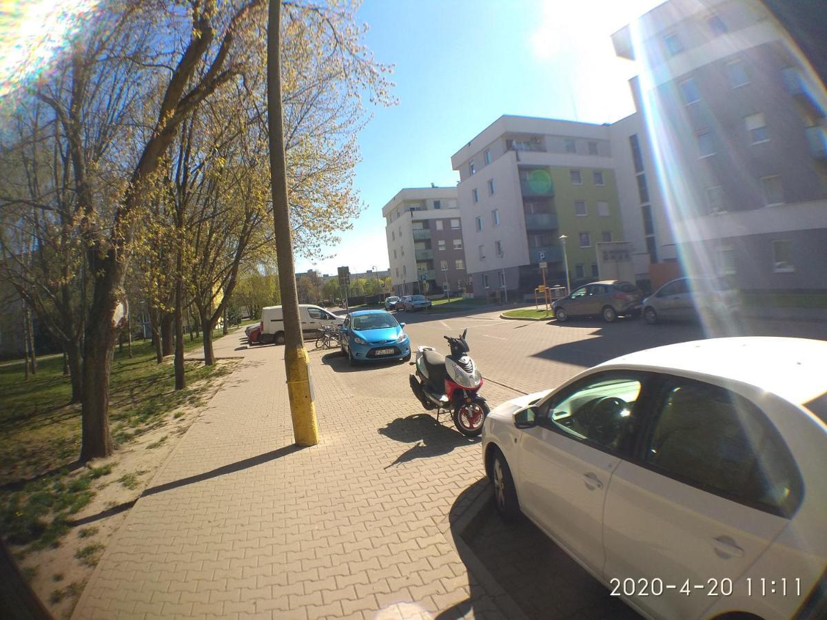2060 Zwyciestwa 5G - Tanie Pokoje W Apartamencie - Samodzielne Zameldowanie - Self Check In Poznań Esterno foto