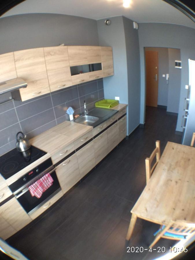 2060 Zwyciestwa 5G - Tanie Pokoje W Apartamencie - Samodzielne Zameldowanie - Self Check In Poznań Esterno foto