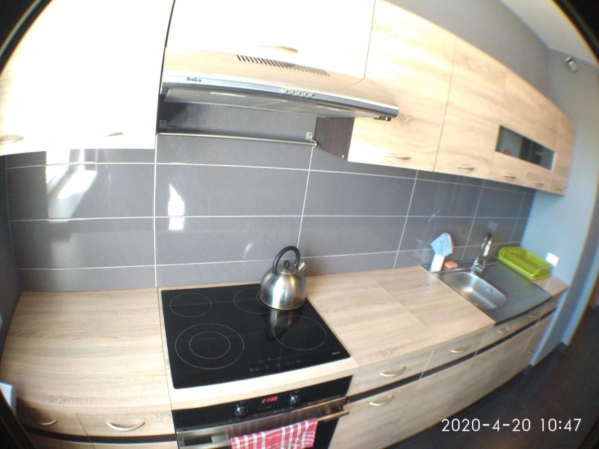 2060 Zwyciestwa 5G - Tanie Pokoje W Apartamencie - Samodzielne Zameldowanie - Self Check In Poznań Esterno foto
